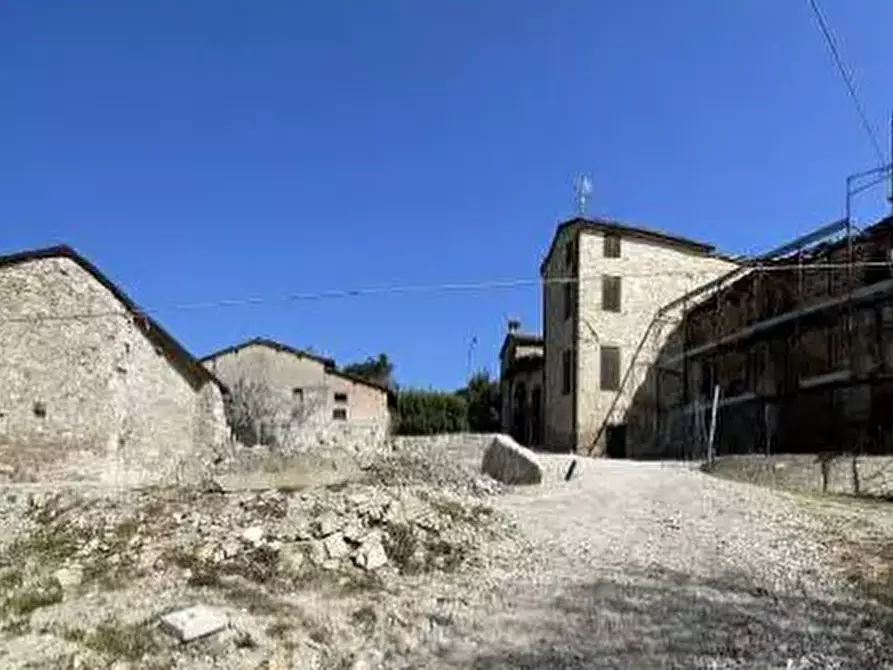 Immagine 5 di Casa indipendente in vendita  in Fraz. Goiano Strada Goiano  a Terenzo