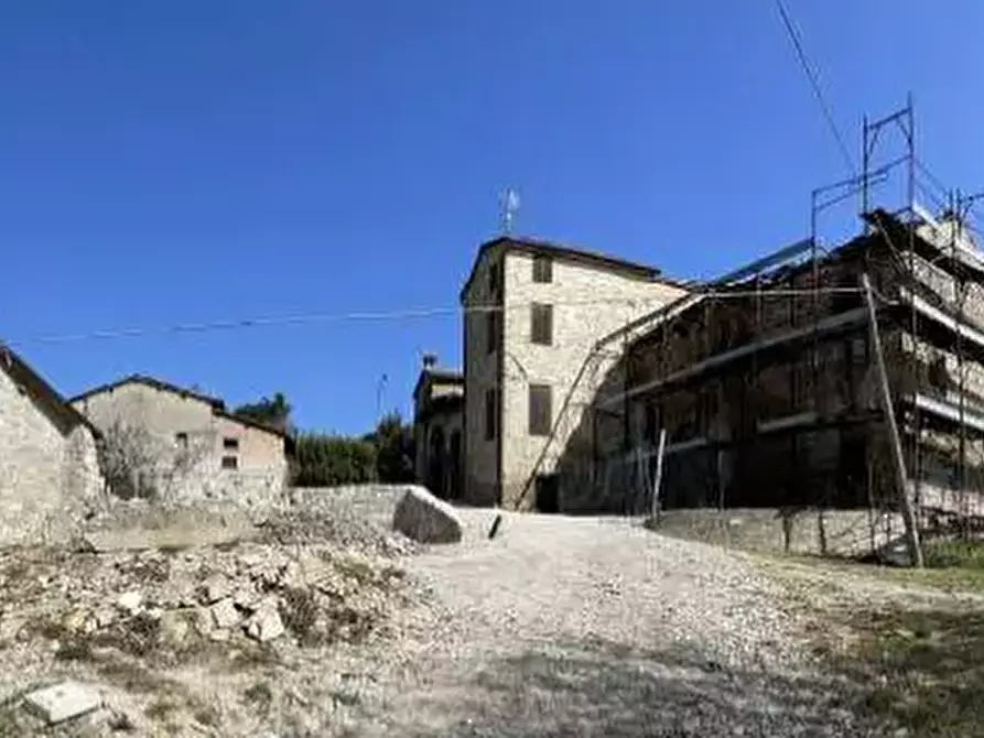 Immagine 6 di Casa indipendente in vendita  in Fraz. Goiano Strada Goiano  a Terenzo