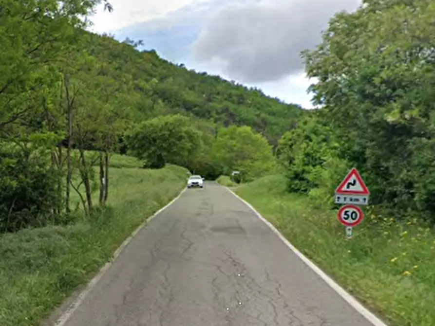 Immagine 13 di Casa indipendente in vendita  in Fraz. Goiano Strada Goiano  a Terenzo