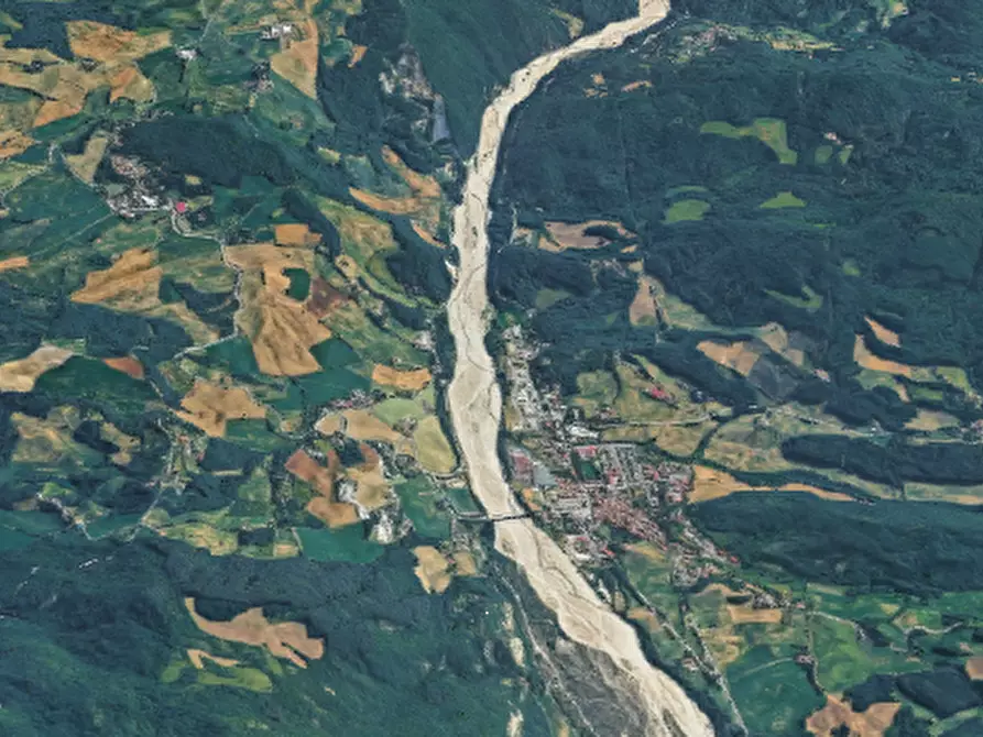 Immagine 18 di Casa indipendente in vendita  in Fraz. Goiano Strada Goiano  a Terenzo