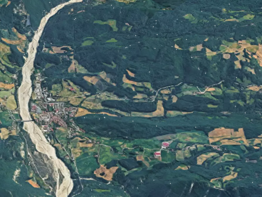 Immagine 19 di Casa indipendente in vendita  in Fraz. Goiano Strada Goiano  a Terenzo