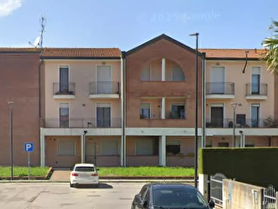 Immagine 15 di Appartamento in vendita  in Via 5 Martiri a Cavarzere