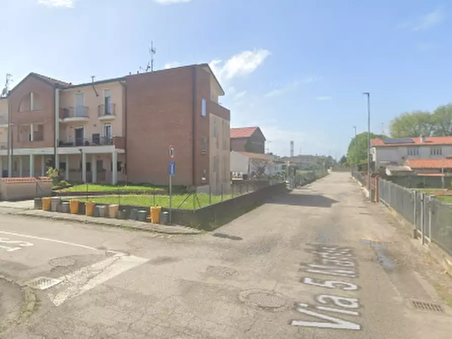 Immagine 23 di Appartamento in vendita  in Via 5 Martiri a Cavarzere