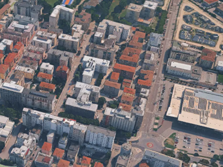 Immagine 12 di Appartamento in vendita  in Via Genova  a Venezia