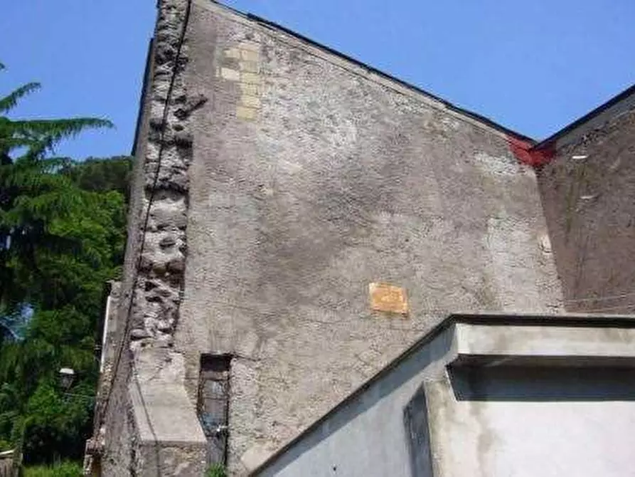 Immagine 2 di Magazzino in vendita  in Via S. Silvestro a Montecompatri