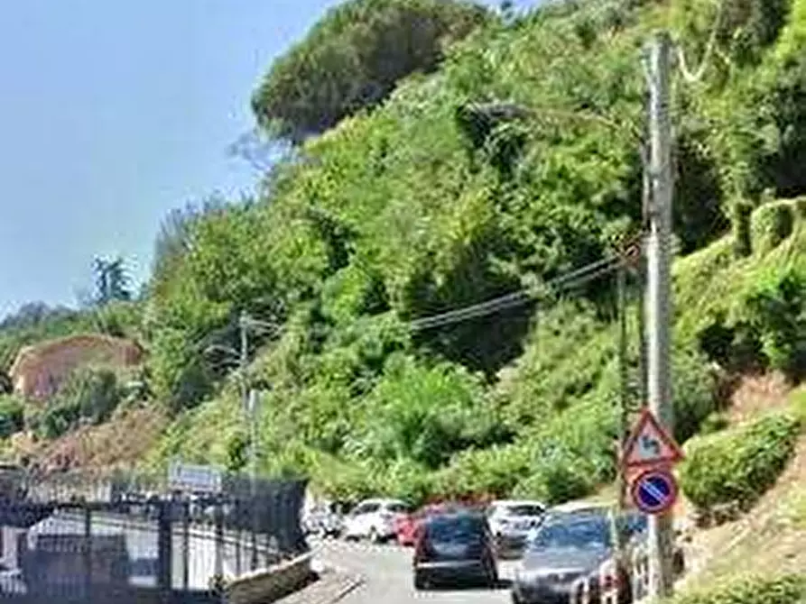 Immagine 6 di Magazzino in vendita  in Via S. Silvestro a Montecompatri