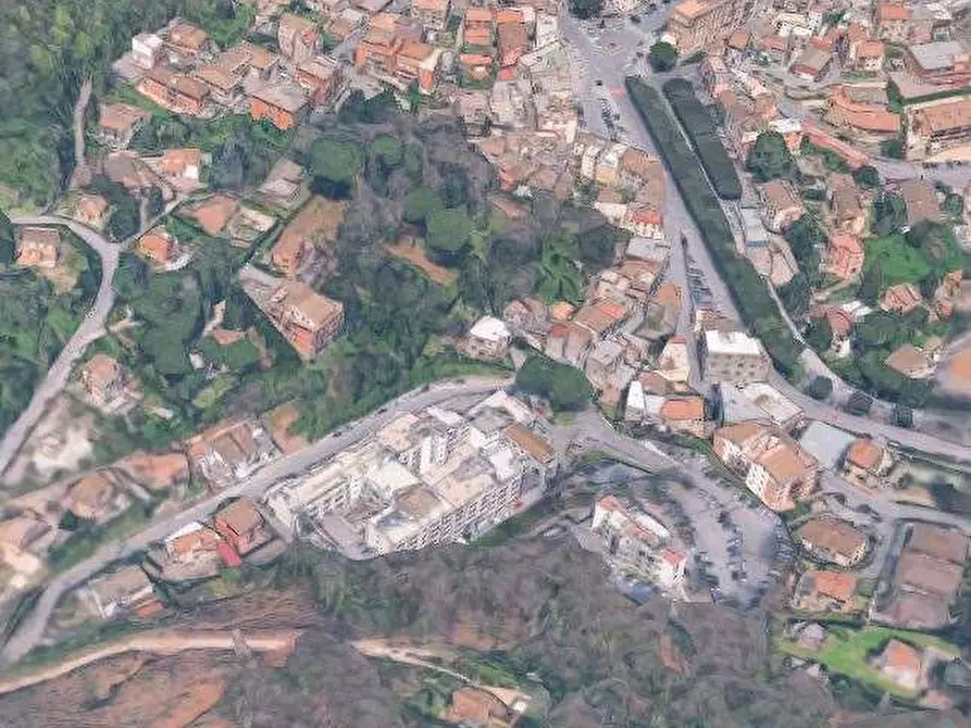 Immagine 9 di Magazzino in vendita  in Via S. Silvestro a Montecompatri