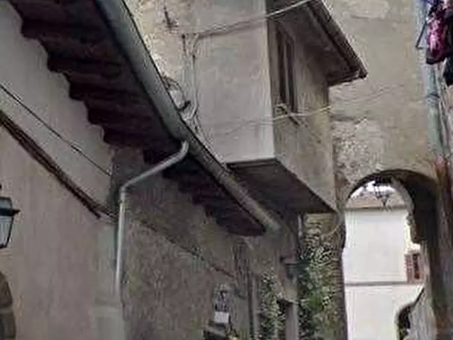 Immagine 5 di Appartamento in vendita  in Vicolo Cecalotti a Artena