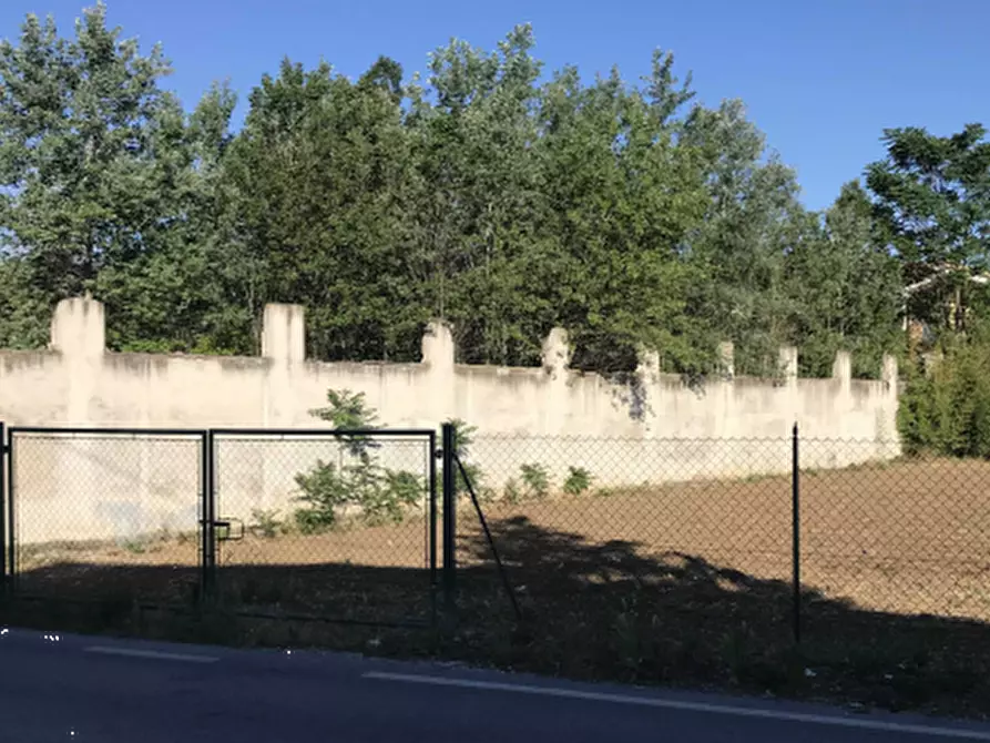 Immagine 2 di Terreno edificabile in vendita  in Frazione di Rosciano a Fano
