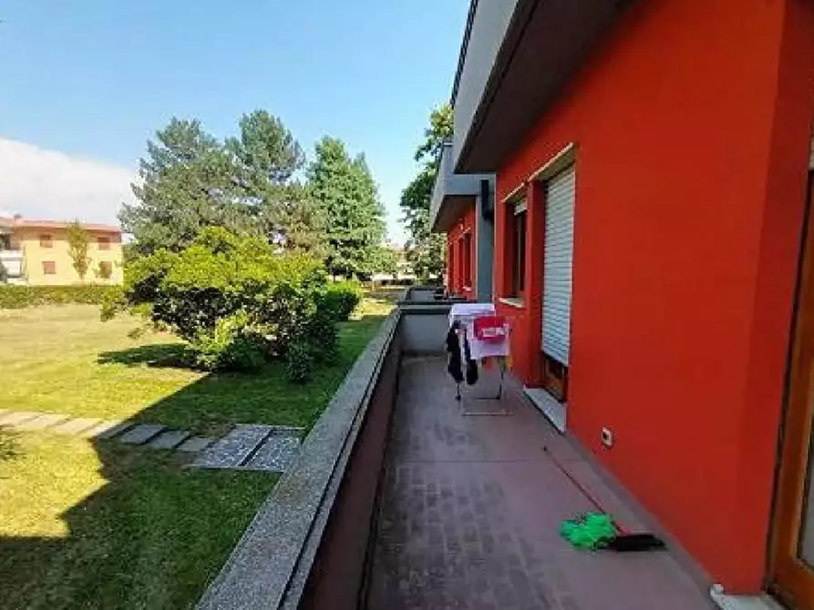 Immagine 1 di Appartamento in vendita  in Via Bazzini a Carnate