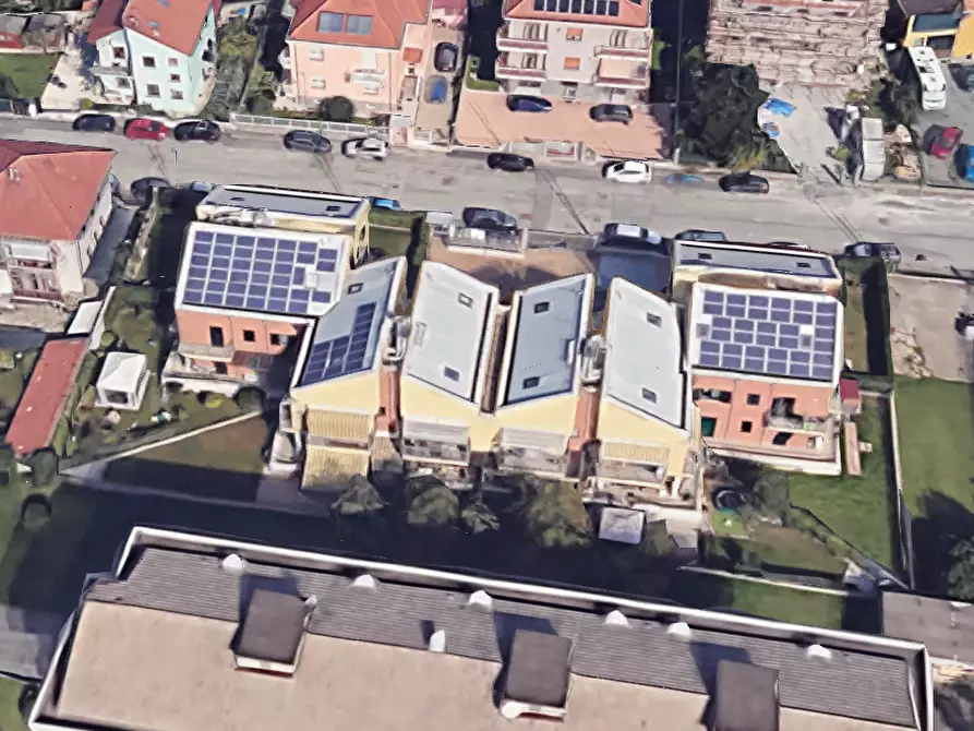 Immagine 14 di Garage in vendita  in Via Alpi Carniche a Rivoli