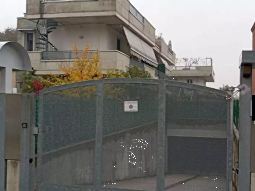 Immagine 2 di Appartamento in vendita  in Via Lombardia a Albese Con Cassano