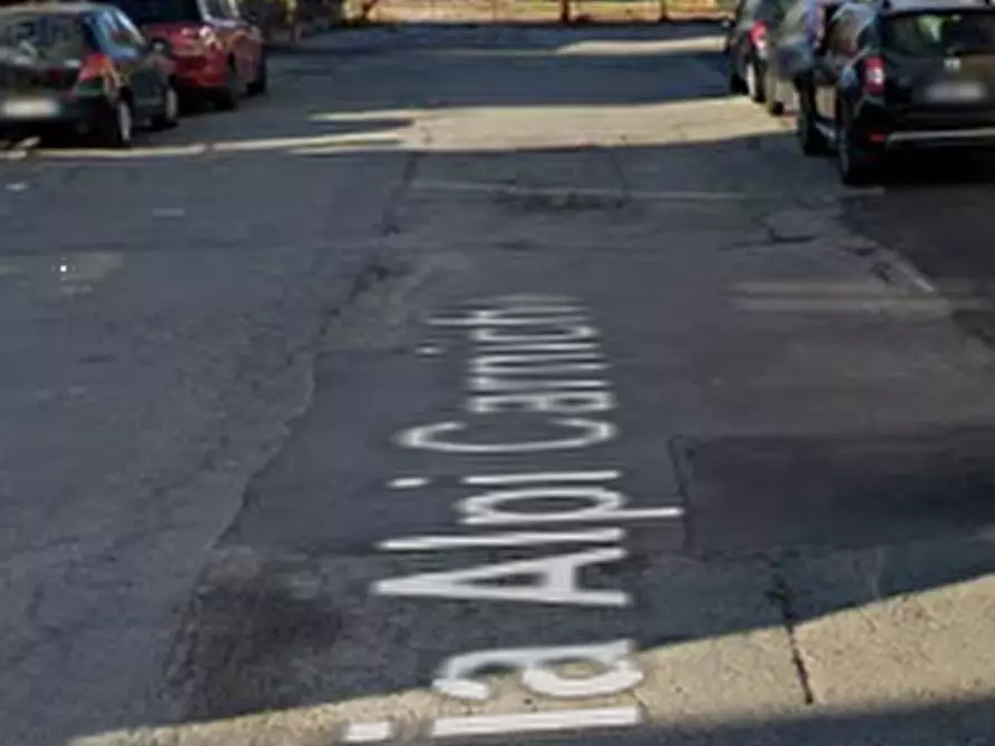 Immagine 4 di Garage in vendita  in Via Alpi Carniche a Rivoli