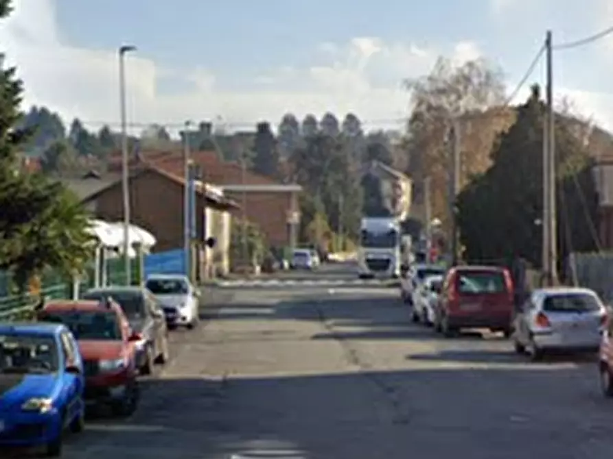 Immagine 5 di Garage in vendita  in Via Alpi Carniche a Rivoli