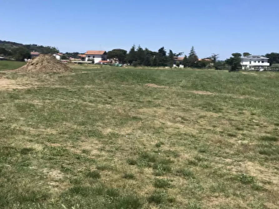 Immagine 3 di Terreno edificabile in vendita  in Via Bellandra a Fano