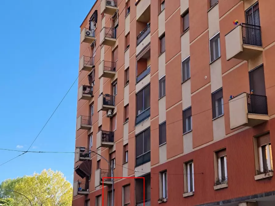 Immagine 1 di Appartamento in vendita  in via Battindarno a Bologna