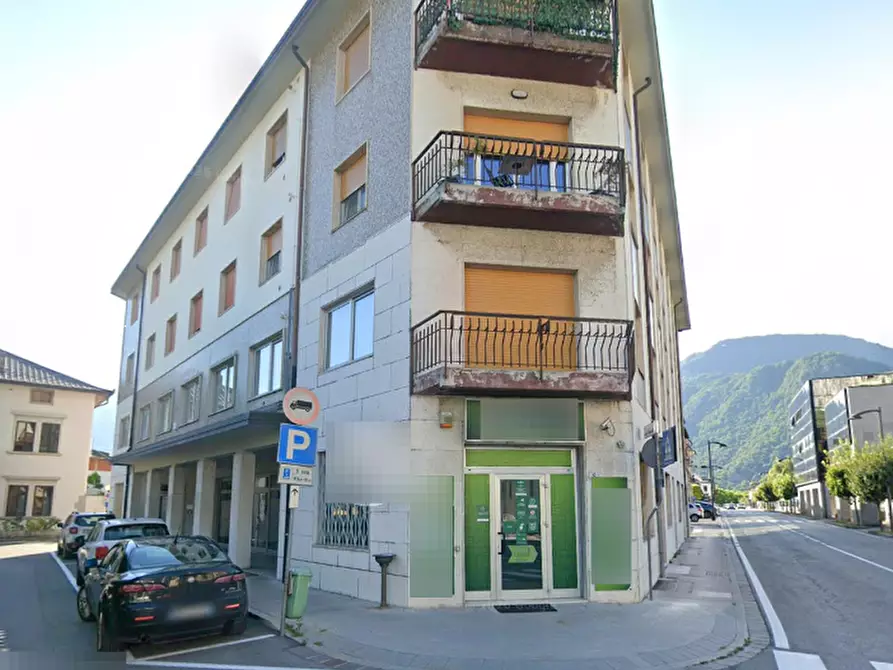 Immagine 3 di Negozio in vendita  in Piazza Centa a Tolmezzo