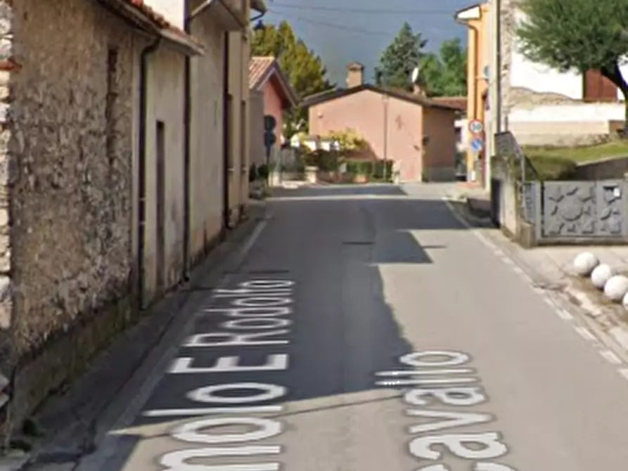 Immagine 11 di Casa indipendente in vendita  in Via Romolo e Rodolfo Mazzacavallo a Cogollo Del Cengio