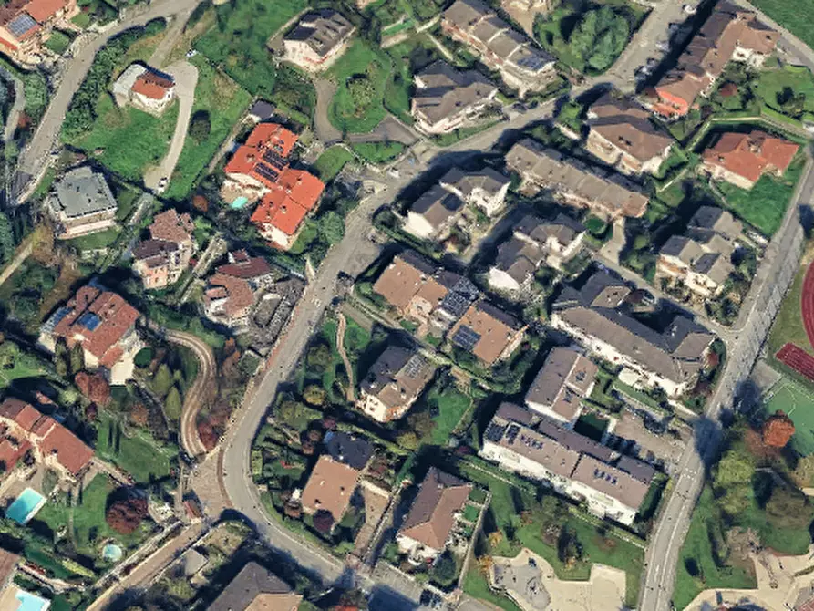 Immagine 16 di Casa bifamiliare in vendita  in Via Enrico Fermi a Casazza