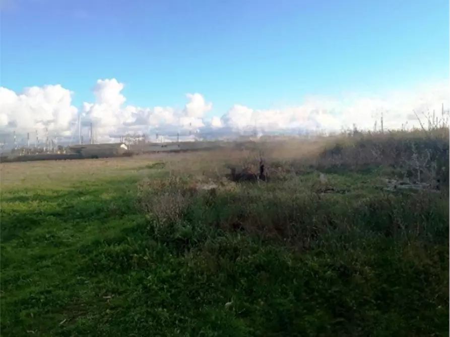 Immagine 1 di Terreno edificabile in vendita  in Via Castagnevizza a Fiumicino