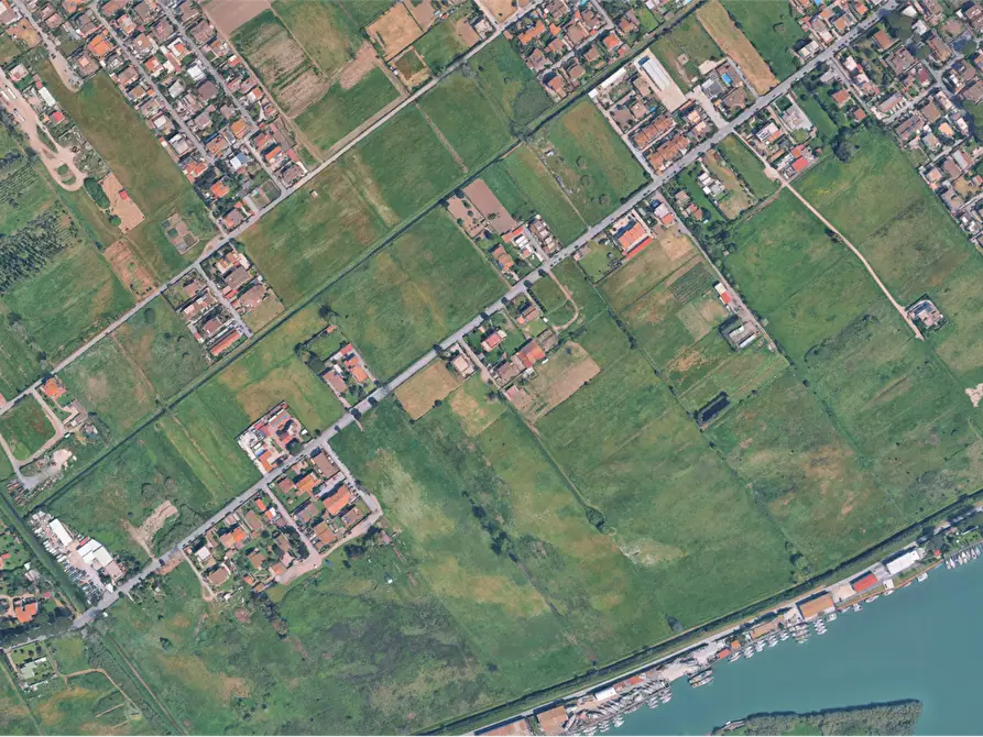 Immagine 4 di Terreno edificabile in vendita  in Via Castagnevizza a Fiumicino