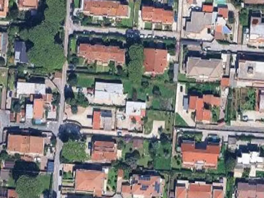 Immagine 27 di Villa in vendita  in Via Giovanni Basile a Anzio