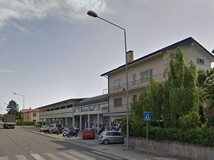 Immagine 2 di Capannone industriale in vendita  in Via Campoformido a Pasian Di Prato