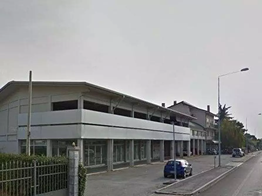Immagine 9 di Capannone industriale in vendita  in Via Campoformido a Pasian Di Prato