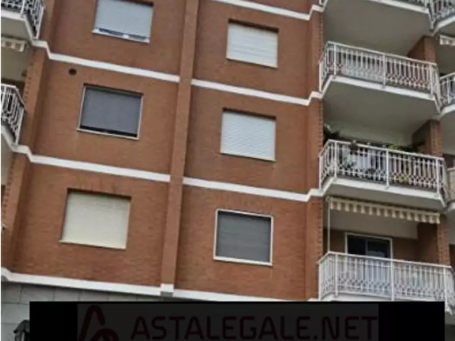 Immagine 3 di Negozio in vendita  in Str. Baldissero a Chieri