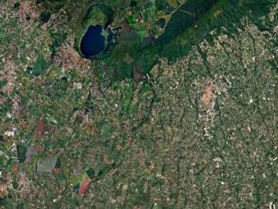 Immagine 6 di Appartamento in vendita  in Via Ponte Tre Armi a Genzano Di Roma