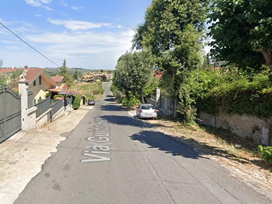 Immagine 8 di Villa in vendita  in Via Guido Reni a Guidonia Montecelio