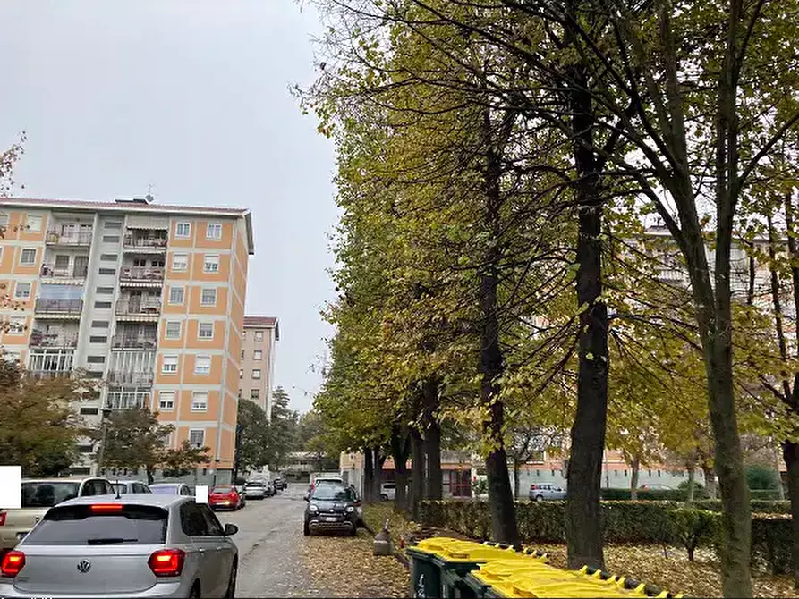 Immagine 5 di Appartamento in vendita  in Str. del Drosso a Torino