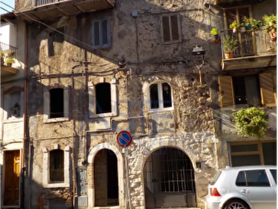 Immagine 1 di Appartamento in vendita  in Via Leone Tredicesimo a Carpineto Romano