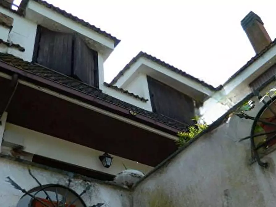 Immagine 12 di Porzione di villa in vendita  in Via Castel de Ceveri  a Formello