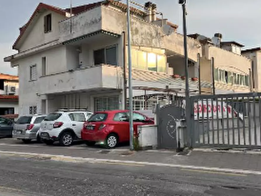 Immagine 2 di Appartamento in vendita  in Viale Danimarca  a Pomezia