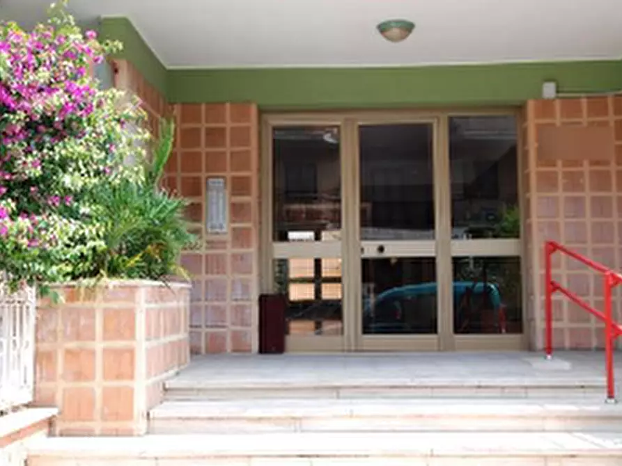 Immagine 2 di Appartamento in vendita  in Via Fiume a Ladispoli