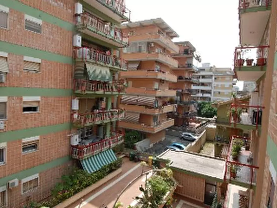 Immagine 4 di Appartamento in vendita  in Via Fiume a Ladispoli