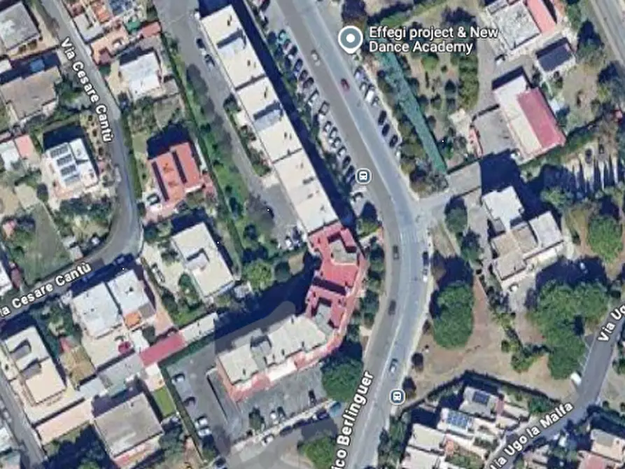 Immagine 5 di Negozio in vendita  in Via Enrico Berlinguer  a Civitavecchia