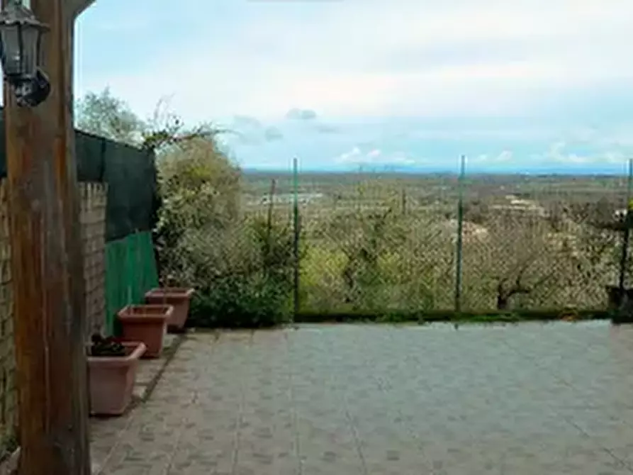 Immagine 3 di Casa indipendente in vendita  in Via Torquato Tasso a Campagnano Di Roma