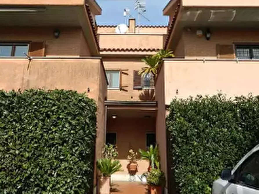 Immagine 1 di Casa indipendente in vendita  in Via Torquato Tasso a Campagnano Di Roma