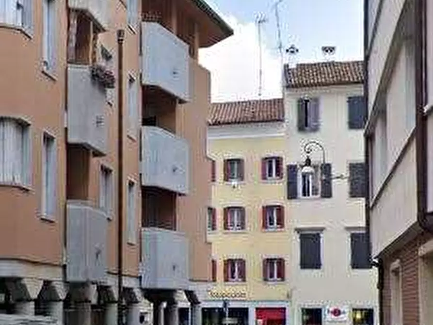 Immagine 3 di Ufficio in vendita  in Via Daniele Cernazai a Udine