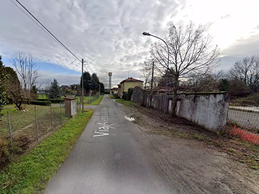 Immagine 2 di Laboratorio in vendita  in Via Manzoni a Basiano