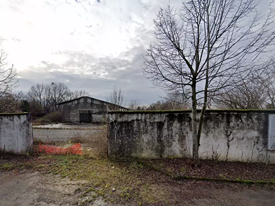 Immagine 16 di Laboratorio in vendita  in Via Manzoni a Basiano