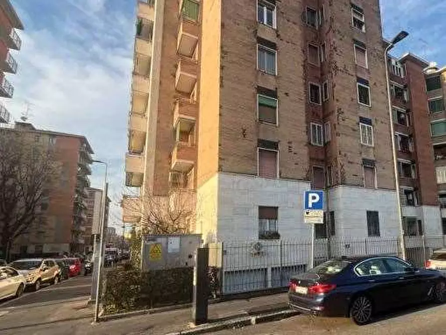 Immagine 3 di Appartamento in vendita  in Via Rosselli Fratelli  a Milano