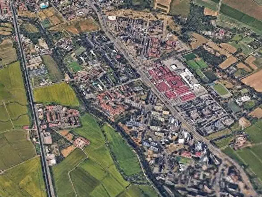 Immagine 12 di Garage in vendita  in Via Costantino Baroni a Milano