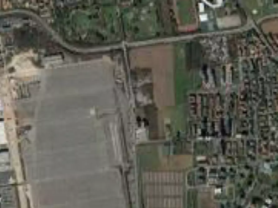 Immagine 19 di Garage in vendita  in Via Monviso a Garbagnate Milanese