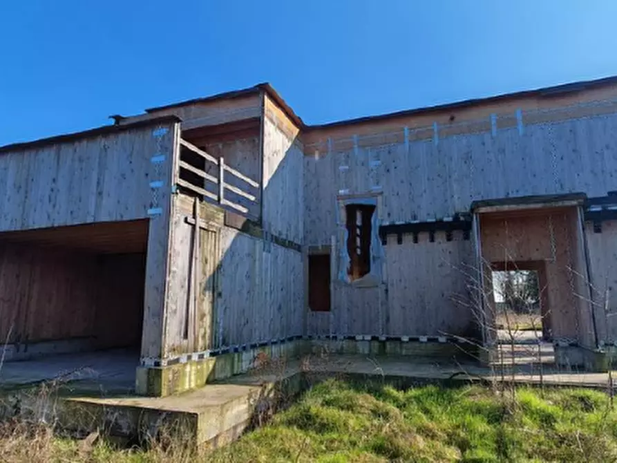 Immagine 2 di Villa in vendita  in Via Don Silvio Coira a Basiglio