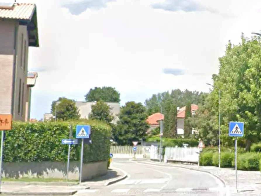 Immagine 16 di Villa in vendita  in Via Don Silvio Coira a Basiglio