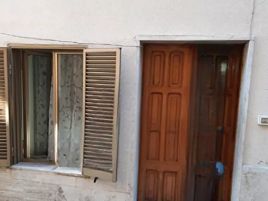 Immagine 1 di Appartamento in vendita  in  Via Partenio D’Agostini  a Montorio Romano