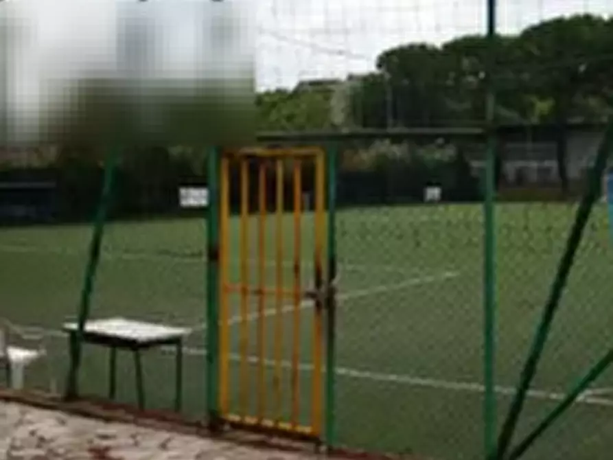 Immagine 4 di Stabile in vendita  in Località Mezzaluna  a Mentana